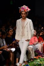 Model walk the ramp for Pero Show on wills day 1 on 8th Oct 2014  (166)_5435619210a7e.JPG