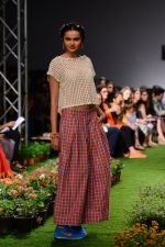 Model walk the ramp for Pero Show on wills day 1 on 8th Oct 2014  (179)_543561c8ad6eb.JPG