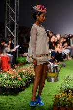 Model walk the ramp for Pero Show on wills day 1 on 8th Oct 2014  (30)_54355f87d5b51.JPG