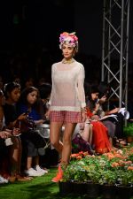 Model walk the ramp for Pero Show on wills day 1 on 8th Oct 2014  (67)_5435601c9dd36.JPG