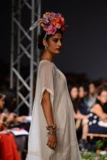 Model walk the ramp for Pero Show on wills day 1 on 8th Oct 2014  (92)_543560980718b.JPG