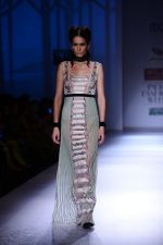 Model walk the ramp for geisha designs Show on wills day 1 on 8th Oct 2014 (122)_54355e0063cd7.JPG