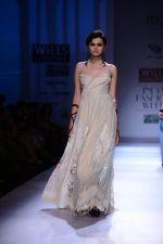 Model walk the ramp for geisha designs Show on wills day 1 on 8th Oct 2014 (146)_54355e36656ad.JPG