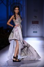 Model walk the ramp for geisha designs Show on wills day 1 on 8th Oct 2014 (169)_54355e6b5a8cf.JPG