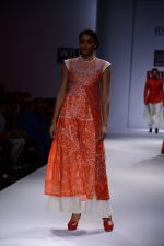 Model walk the ramp for Virtues Show on wills day 2 on 9th Oct 2014 (100)_54367d585f78d.JPG