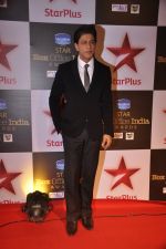 Shahrukh Khan at Star Plus box Office Awards in Mumbai on 9th Oct 2014 (112)_5437864d8e494.JPG
