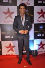 at Star Plus box Office Awards in Mumbai on 9th Oct 2014 (83)_543786f89131a.JPG