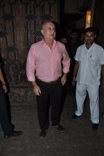 Anupam Kher at Karva Chauth celebrations in Mumbai on 11th Oct 2014 (117)_543a859e89d12.JPG