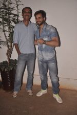 Rohan Sippy, Karan tacker at Special screening of Sonali Cable at Sunny Super Sound on 11th Oct 2014 (64)_543a84c9d45a3.JPG