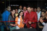 Vivek Oberoi at Kirti rathore store launch in Mumbai on 14th Oct 2014 (62)_543e1988e3f80.JPG