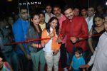 Vivek Oberoi at Kirti rathore store launch in Mumbai on 14th Oct 2014 (69)_543e198d6e1b0.JPG