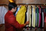 Vivek Oberoi at Kirti rathore store launch in Mumbai on 14th Oct 2014 (84)_543e1996905ce.JPG