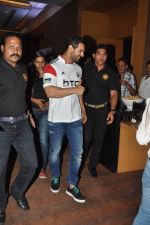 John Abraham at HTC Mobile launch on 17th Oct 2014 (103)_54439ef148fb8.JPG