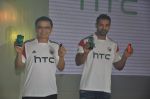 John Abraham at HTC Mobile launch on 17th Oct 2014 (12)_54439e4c860fa.JPG