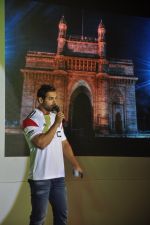 John Abraham at HTC Mobile launch on 17th Oct 2014 (82)_54439ed733122.JPG