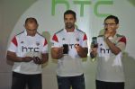 John Abraham at HTC Mobile launch on 17th Oct 2014 (94)_54439ee67bcd3.JPG