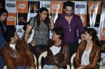 Abhishek Bachchan, Shahrukh Khan, Deepika Padukone at Mad Over Donuts - Happy New Year contest winners meet in Mumbai on 19th Oct 2014 (51)_544508ed8476f.JPG