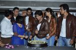 Vivaan Shah, Boman Irani, Shahrukh Khan, Deepika Padukone, Sonu Sood, Abhishek Bachchan at Mad Over Donuts - Happy New Year contest winners meet in Mumbai on 19th Oct 2014 (230)_5444cf769dfbf.JPG