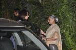 Jaya Bachchan at Amitabh Bachchan and family celebrate Diwali in style on 23rd Oct 2014 (94)_544a47bf78d26.JPG