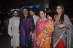 Poonam Sinha, Shatrughan Sinha, Sonakshi Sinha, Luv Sinha, Kush Sinha at Amitabh Bachchan and family celebrate Diwali in style on 23rd Oct 2014 (204)_544a494c2f5d3.JPG
