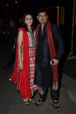 at Amitabh Bachchan and family celebrate Diwali in style on 23rd Oct 2014 (124)_544a4805bfb82.JPG