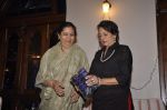 Tanuja at Bimal Roy book launch in kalaghoda, Mumbai on 27th Oct 2014 (29)_544f5a211f357.JPG