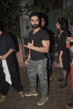 Ashmit Patel snapped in Bandra on 30th Oct 2014 (82)_545386525f469.JPG