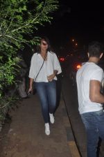 Sonakshi Sinha snapped in Bandra on 30th Oct 2014 (86)_545386a74c417.JPG