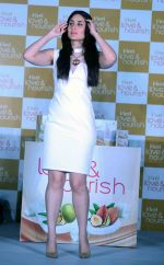 Kareena Kapoor Khan at the Unveil unique range of Vivel Launches Love & Nourish at ITC Sheraton Hotel, Saket In New Delhi on 4th Nov 2014 (19)_545a247139751.JPG