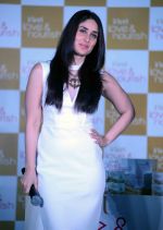 Kareena Kapoor Khan at the Unveil unique range of Vivel Launches Love & Nourish at ITC Sheraton Hotel, Saket In New Delhi on 4th Nov 2014 (25)_545a247ebe4f2.JPG