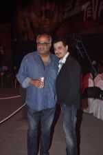 Sanjay Kapoor, Boney Kapoor at Tevar Trailor launch in Yashraj Studio on 10th Nov 2014 (26)_5461a4bf87fee.JPG