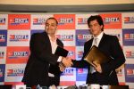 Shahrukh Khan announced as the Brand Ambassador of DHFl in Trident, BKC on 20th Nov 2014 (58)_546f6cbc4eb01.JPG