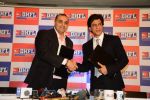 Shahrukh Khan announced as the Brand Ambassador of DHFl in Trident, BKC on 20th Nov 2014 (59)_546f6cbd1861b.JPG