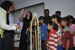 Aishwarya Rai Bachchan  meets children from Smile Train Organisation in Mumbai on 20th Nov 2014 (40)_547062dc20dbf.JPG