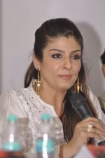 Raveena Tandon at Good Homes event to promote India Art Week in JJ School of Arts on 27th Nov 2014 (25)_5478358a4be69.JPG