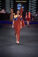 Model walk the ramp for Shivan Naresh at Blenders Pride Fashion Tour 2014 on 30th Nov 2014 (54)_547c5ae904a5f.JPG