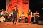 Sukhwinder Singh at Bandra Fest in Bandra on 29th Nov 2014 (36)_547c2fef0511b.JPG
