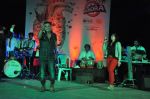 Sukhwinder Singh at Bandra Fest in Bandra on 29th Nov 2014 (40)_547c2ff1f2744.JPG