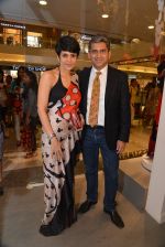 Mandira Bedi at Satya Paul Disney launch in Mumbai on 3rd Dec 2014 (50)_548020cf3b362.JPG