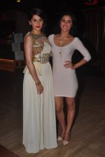 Tapsee Pannu, Madhurima Tuli at Baby trailor launch in PVR, Mumbai on 3rd Dec 2014 (17)_5480236382f41.JPG