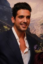 Zayed Khan at mukesh batra photo exhibition in Mumbai on 4th Dec 2014 (193)_54817a683b0a7.jpg