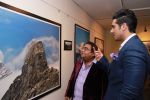 Zayed Khan at mukesh batra photo exhibition in Mumbai on 4th Dec 2014 (55)_54817a0564915.jpg