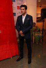 Zayed Khan at mukesh batra photo exhibition in Mumbai on 4th Dec 2014 (91)_54817a210c9cd.jpg