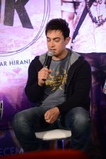 Aamir khan at PK Movie Press Meet in Hyderabad on 9th Dec 2014 (50)_548807e77971b.JPG