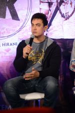 Aamir khan at PK Movie Press Meet in Hyderabad on 9th Dec 2014 (51)_548807e862e76.JPG
