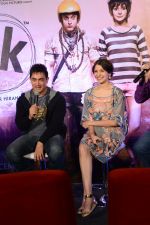 Aamir khan, Anushka Sharma at PK Movie Press Meet in Hyderabad on 9th Dec 2014 (230)_54880a197e0e2.JPG