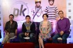 Aamir khan, Anushka Sharma, Rajkumar Hirani, Vidhu Vinod Chopra at PK Movie Press Meet in Hyderabad on 9th Dec 2014 (260)_54880a5d6a296.JPG