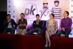 Aamir khan, Anushka Sharma, Rajkumar Hirani, Vidhu Vinod Chopra at PK Movie Press Meet in Hyderabad on 9th Dec 2014 (311)_54880a5f401f1.JPG