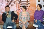 Aamir khan, Anushka Sharma, Rajkumar Hirani, Vidhu Vinod Chopra at PK Movie Press Meet in Hyderabad on 9th Dec 2014 (388)_54880a6825dc1.JPG