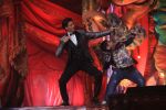 Shahrukh Khan at Got Talent - World Stage Live (7)_548933f7b20a1.JPG